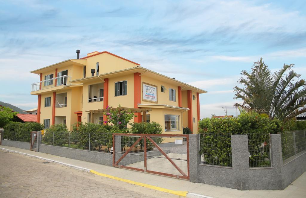 Pousada Porto Dos Mares Hotel Pinheira Exterior photo